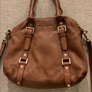 Micheal Kors satchel purse